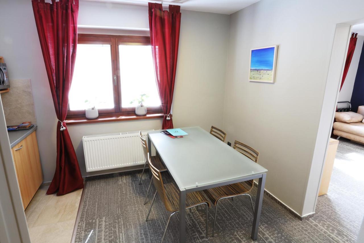 Apart Hotel Jablonec Яблонець-над-Нисою Екстер'єр фото