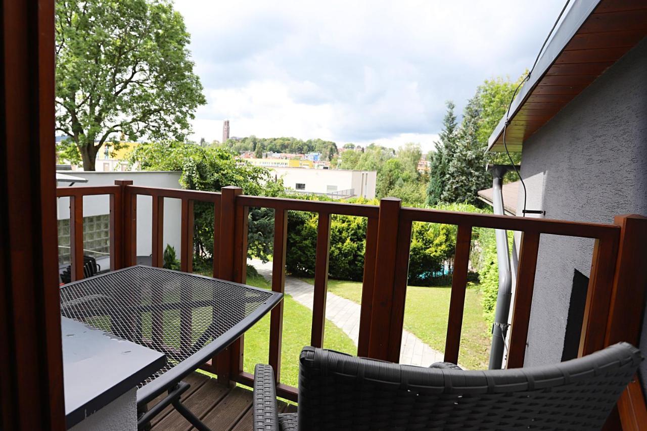 Apart Hotel Jablonec Яблонець-над-Нисою Екстер'єр фото